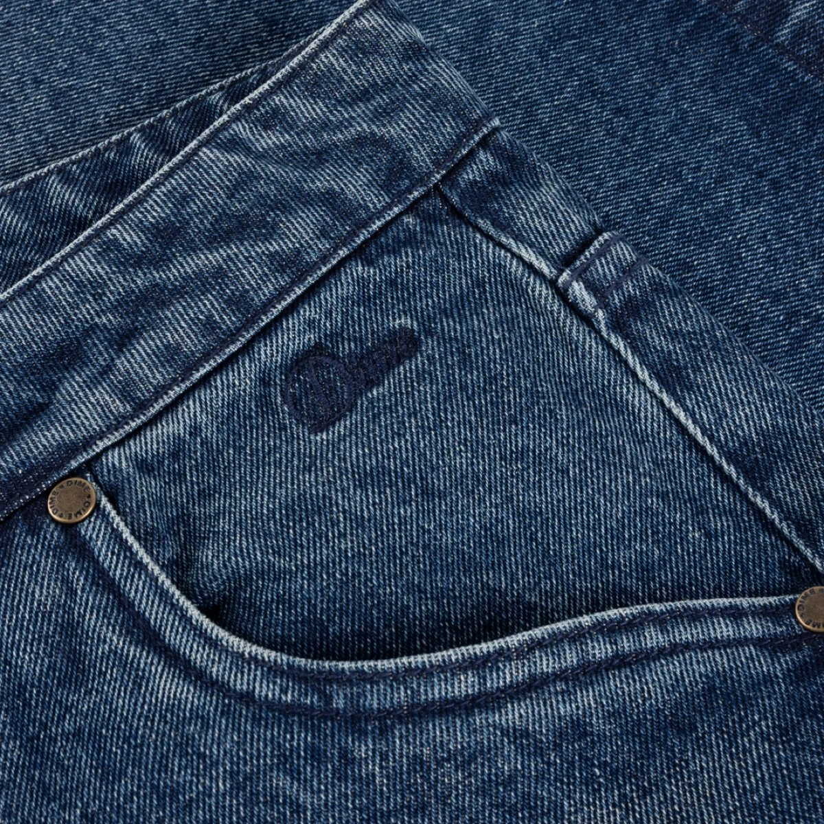 Denim, Jeans, Jeanstasche, Knutentasche, Nietenknopf, Denim, Jeansstoff, Jeansstoff, Nähte, Hakenknopf