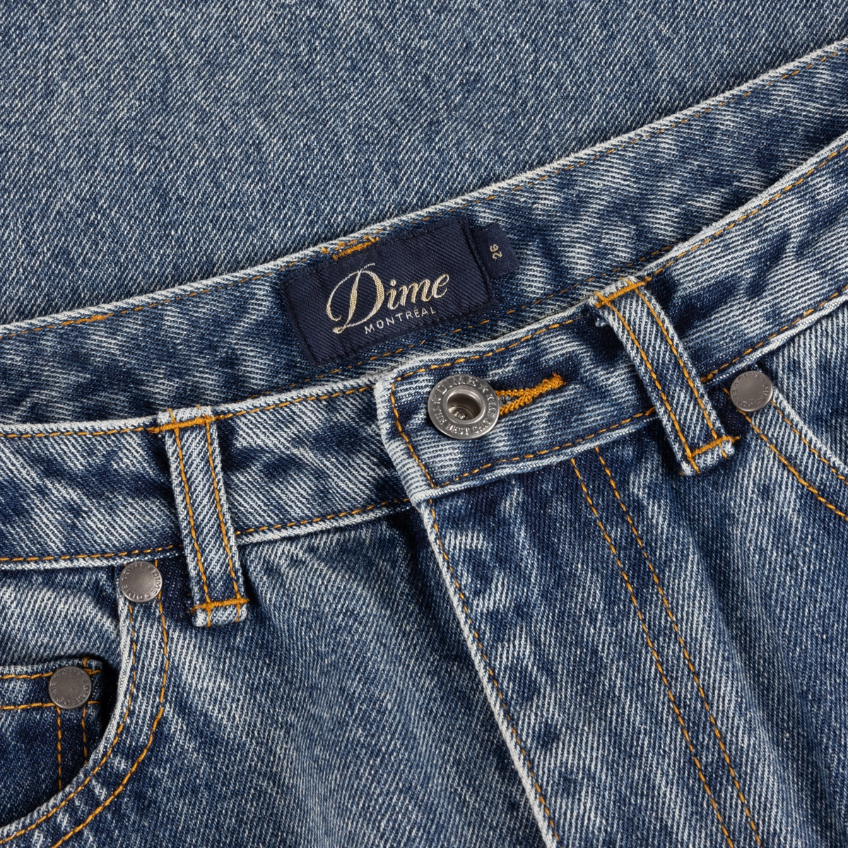 Jeans, Denim, Knopf, Nieten, Nähte, jeans, Denim, Gürtelbund, Gesäßtasche, Metallniete