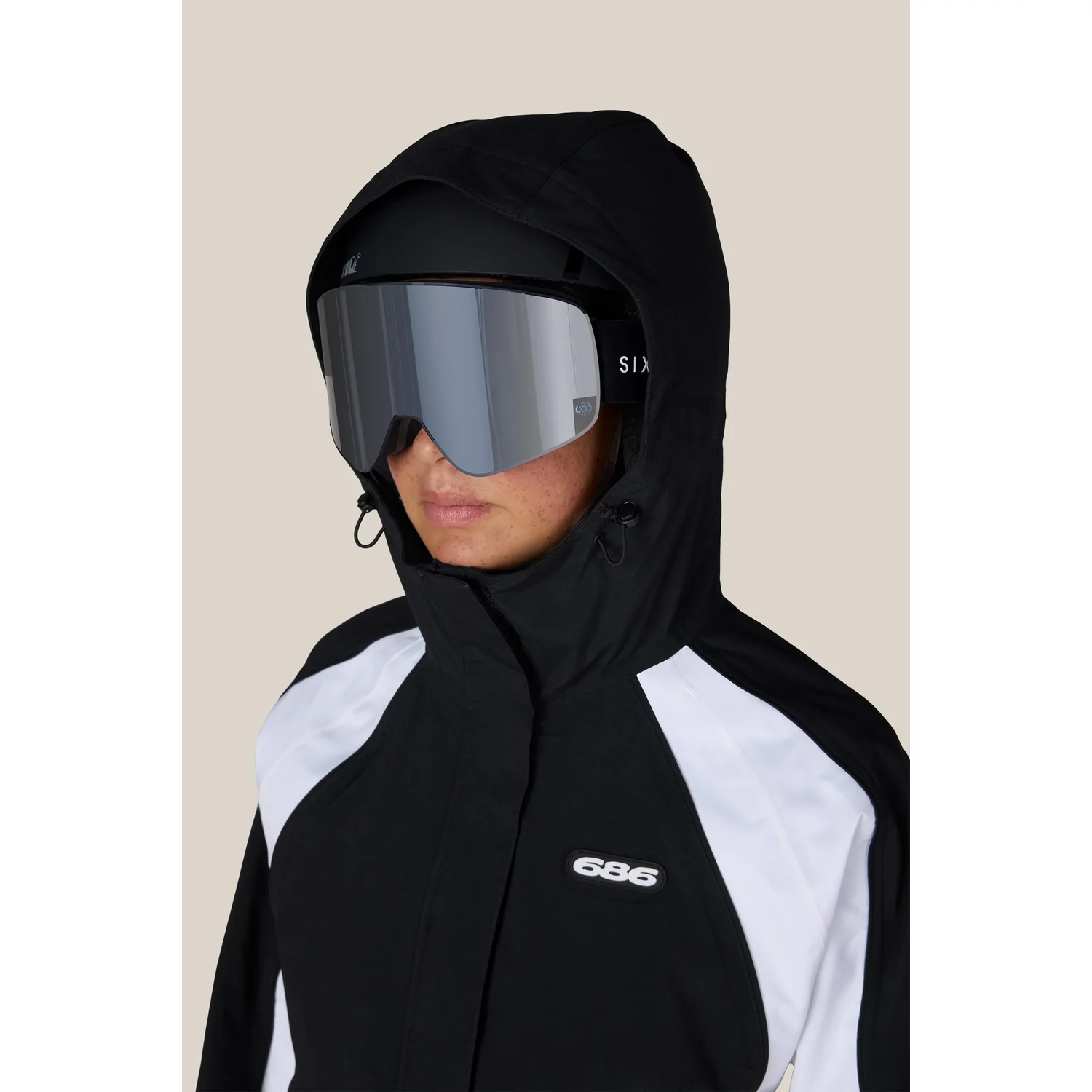 Veste de ski, lunettes de neige, capuche, noir et blanc, visière miroiteuse
