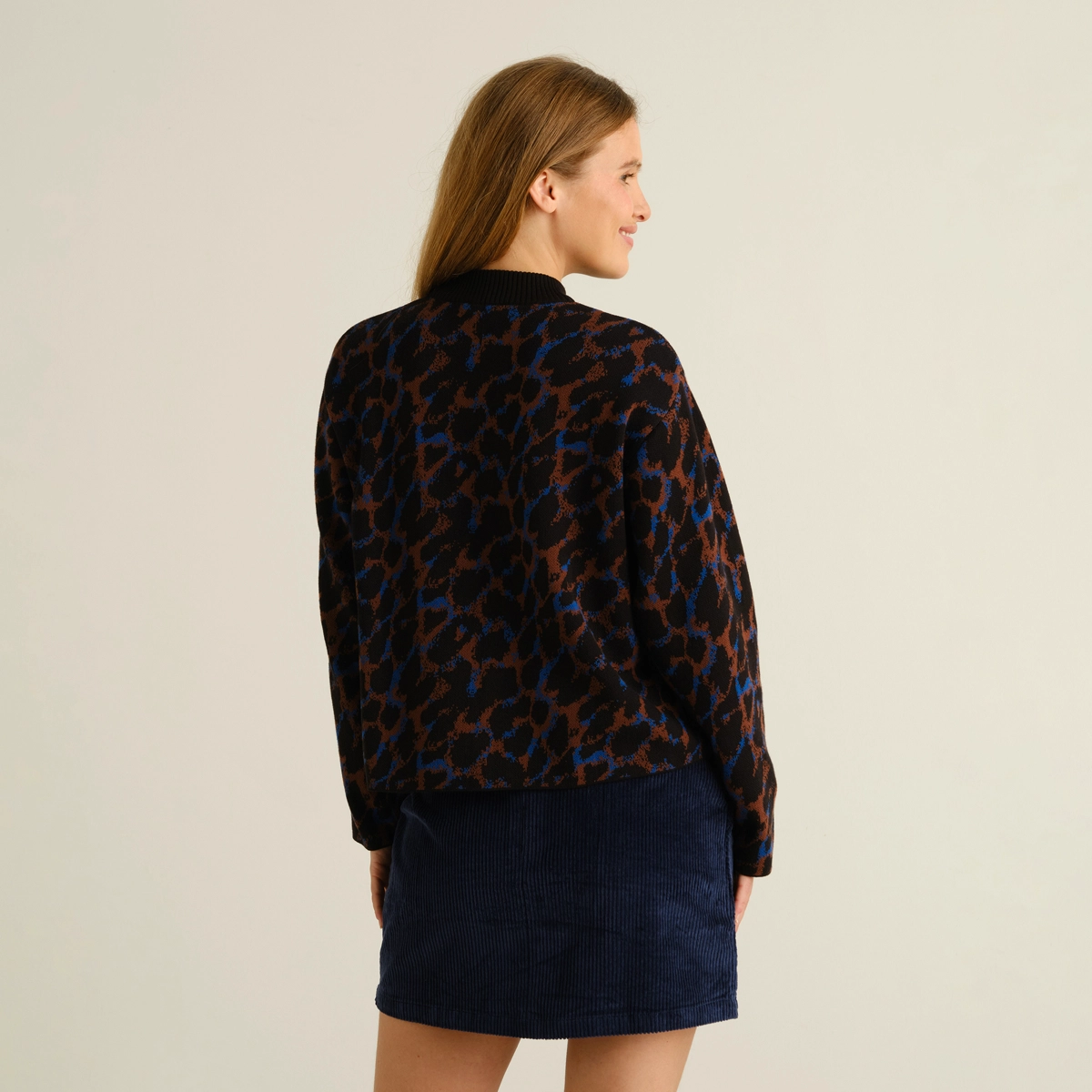Strickjacke, Leopardenmuster, Musterpullover, Kunstfaser, dunkelblau, Leopardenmuster, Pullover, Kuscheliges Muster, Blaubraun, Kreppet?