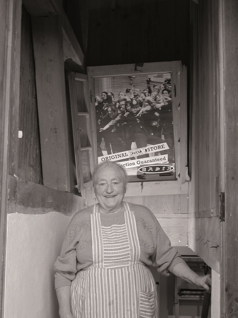 grosiqCZ7qd9DWGgg2 grosiqcz7qd9dwggg2