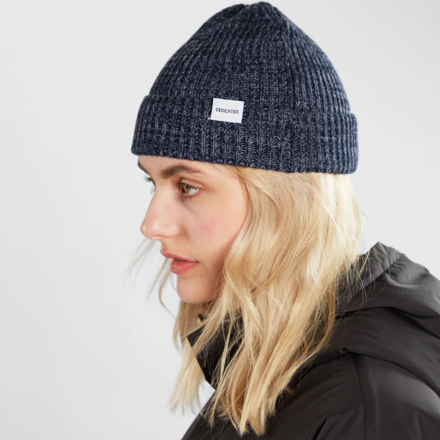 Beanie Lofoten Bonnet en tricot, bleu foncé, maille côtelée, bord rabattu, bonnet d'hiver