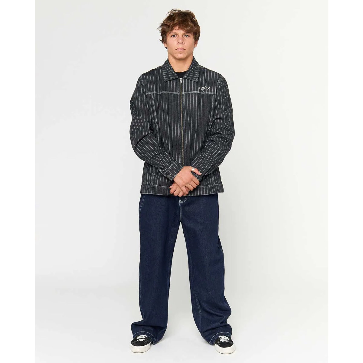 Archive Jacket Hosen, Person, Stehend, Anzug, Langarm