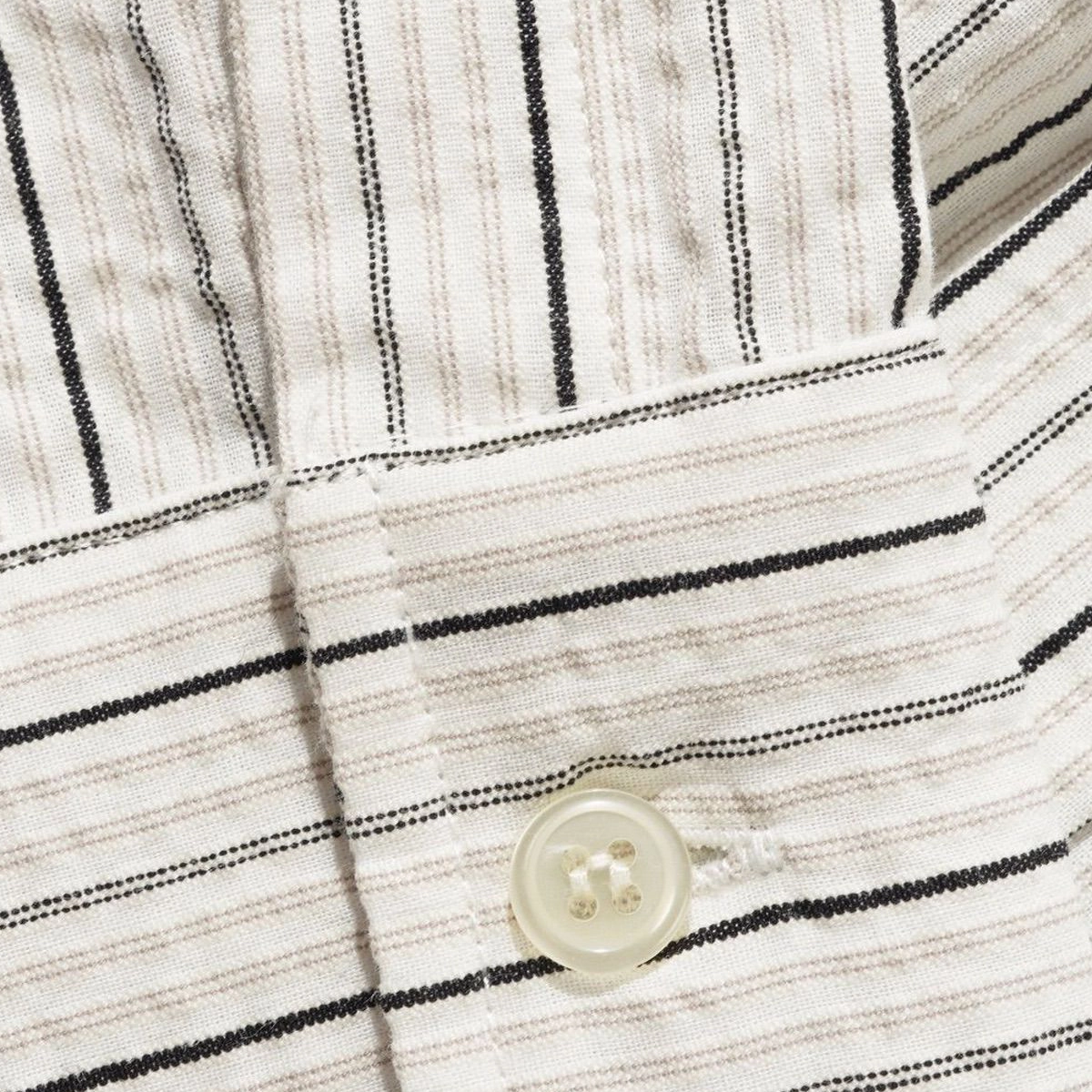 Seersucker Shirt Karohemd, Streifen, Knopf, Kleine Muster, Lichtbeige