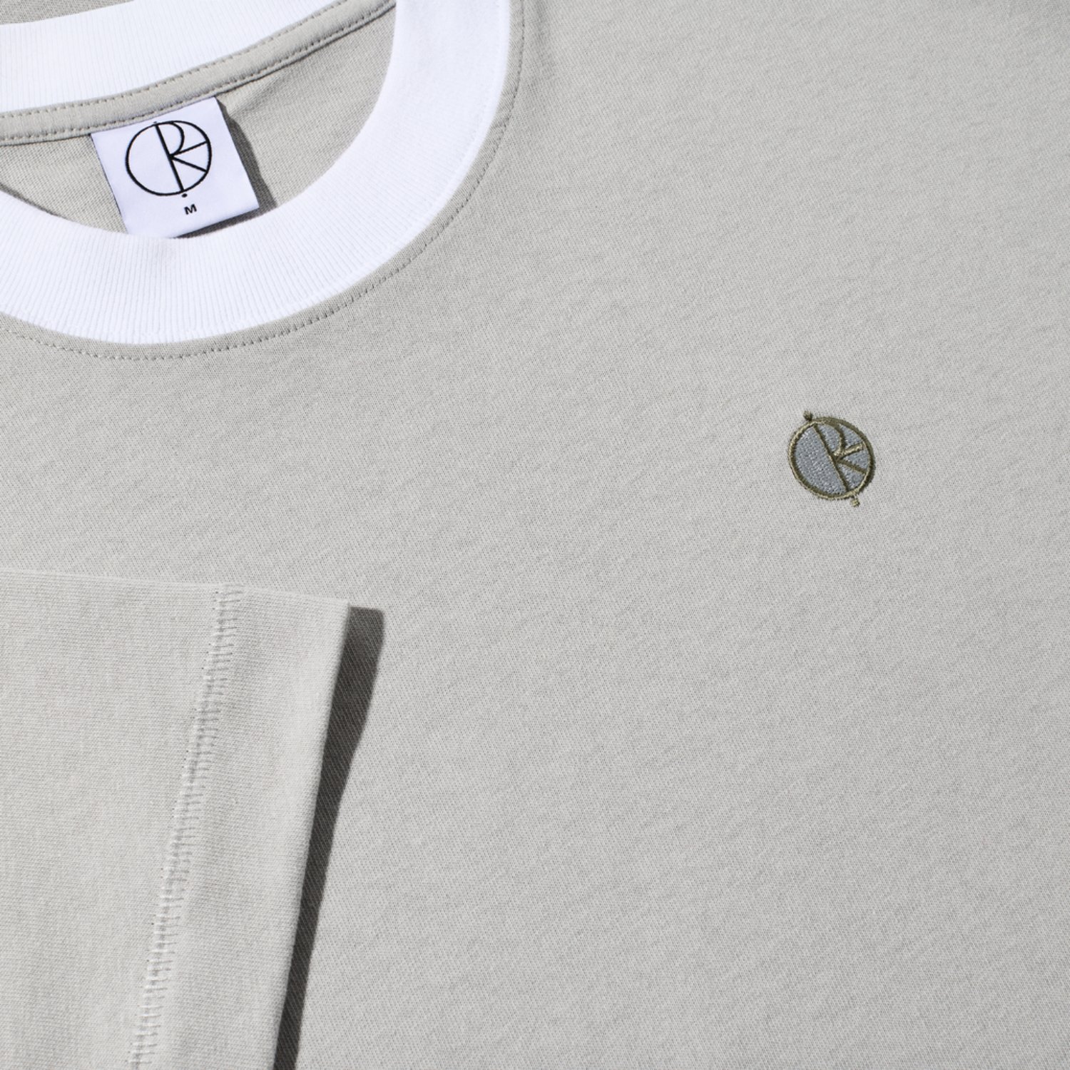 Surf Panel Tee crewneck, t-shirt, grau, stickerei, logo