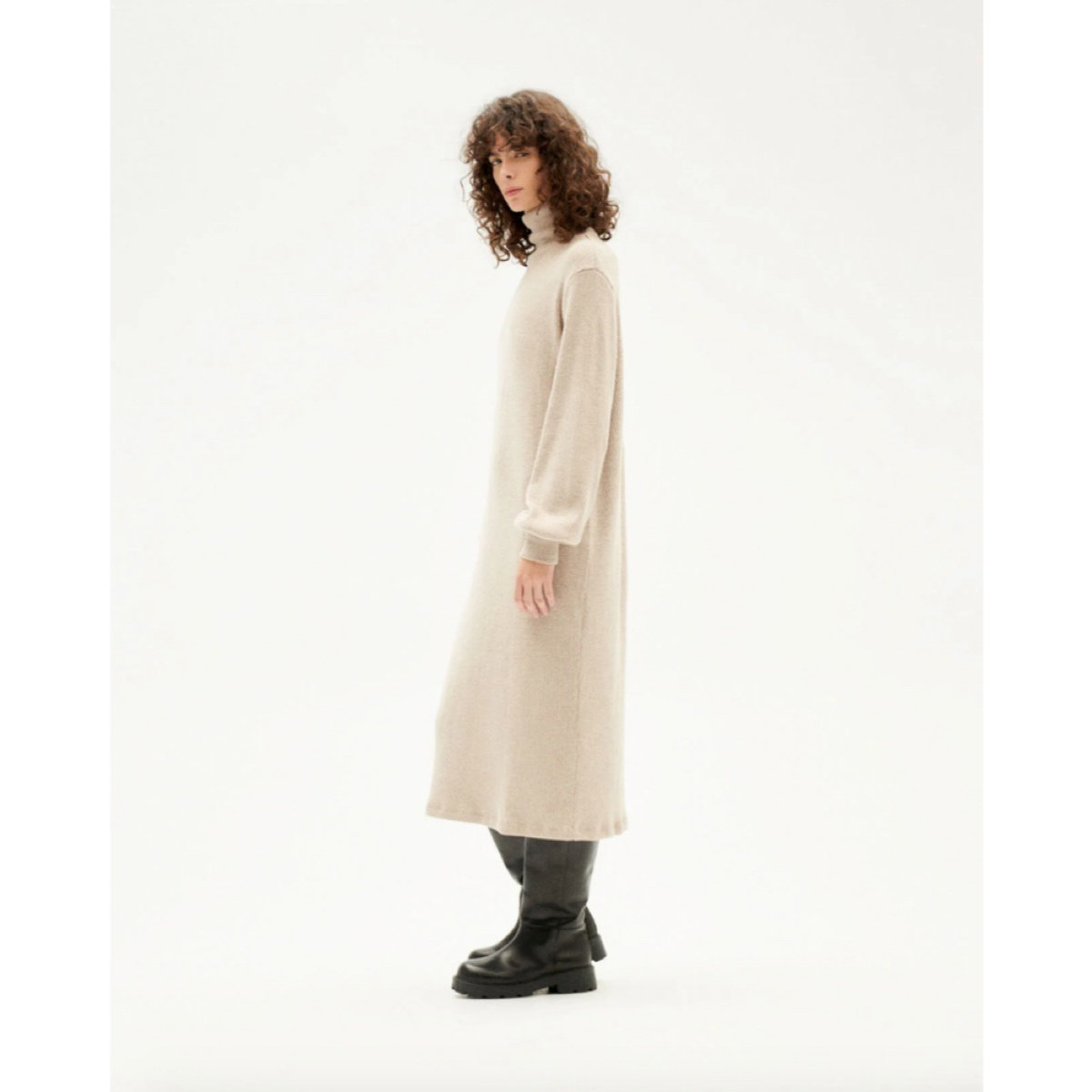 Amaia Knitted Dress Manches longues, Manteau, À la mode, Personne, Robe