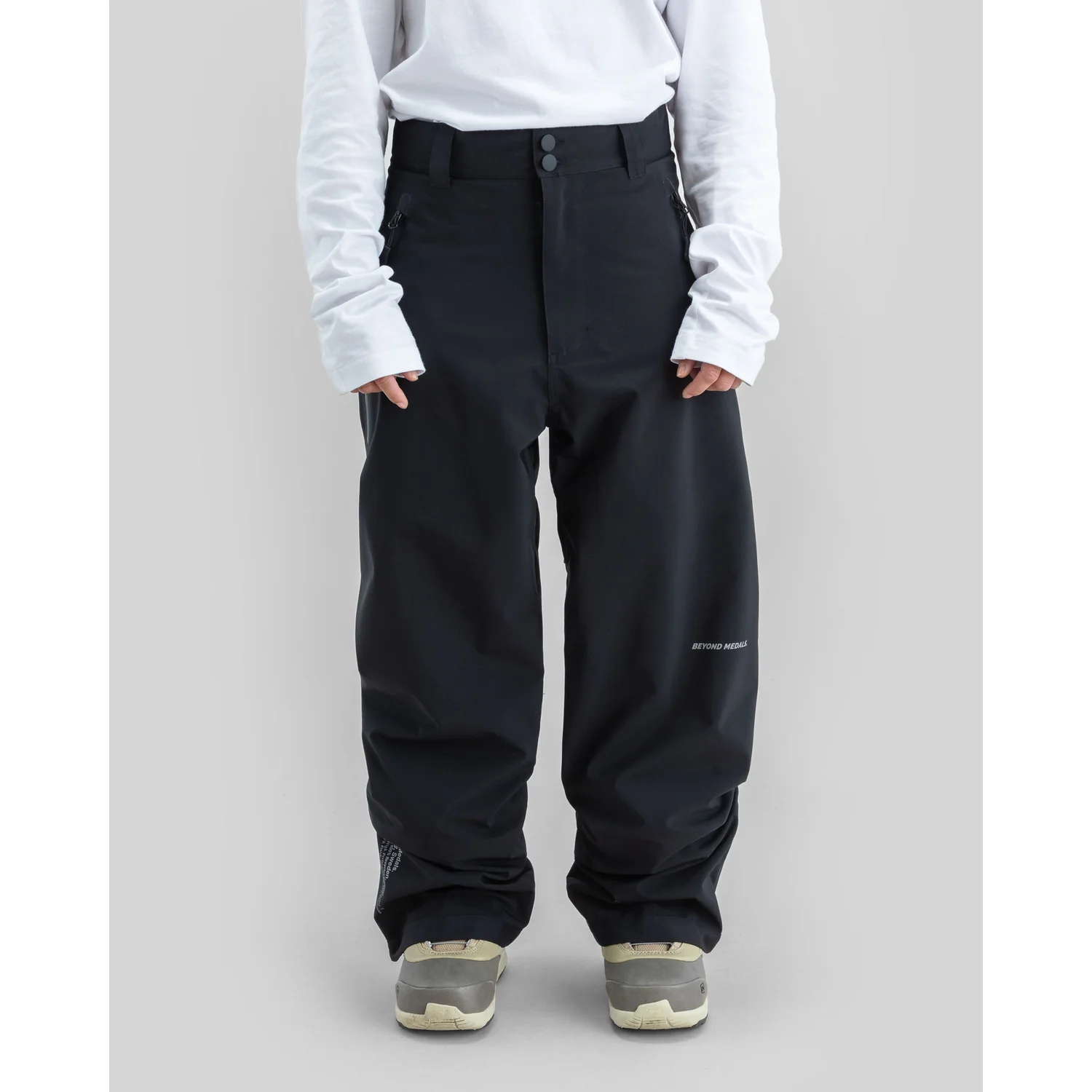 Omni Pants Pantalon de neige, noir, coupe large, taille haute, poches latérales
