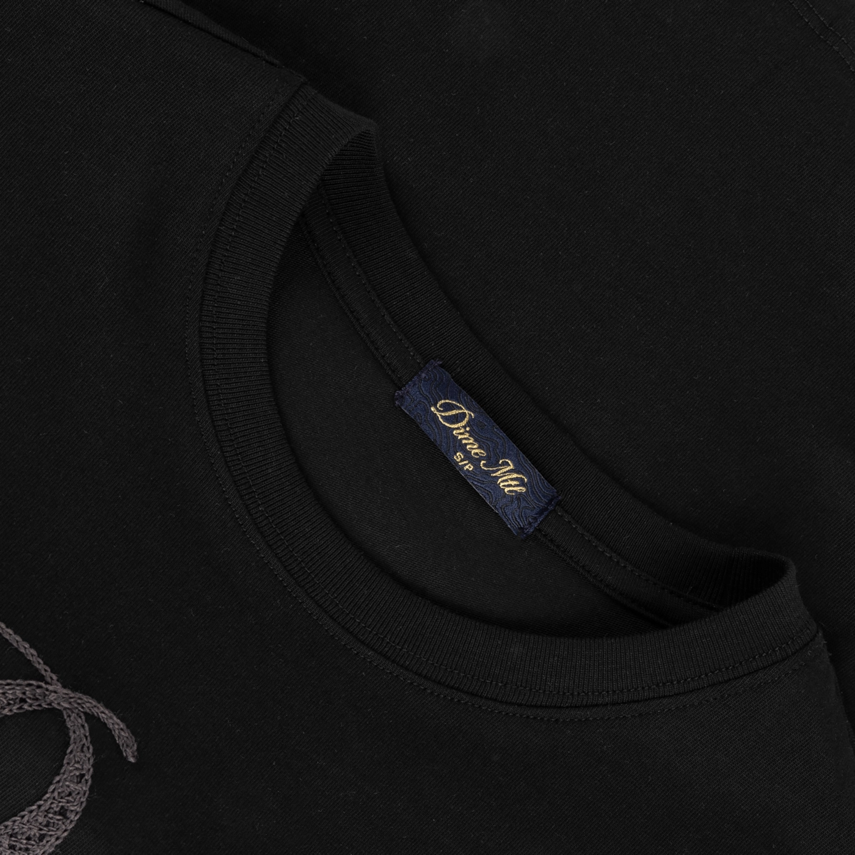 Cursive Crochet Tee Hemd, Kollektion, Logo, Dunkel, Stoff, Halsausschnitt, Rundhals, Schwarzes T-Shirt, Label-Nähte, Baumwolle?