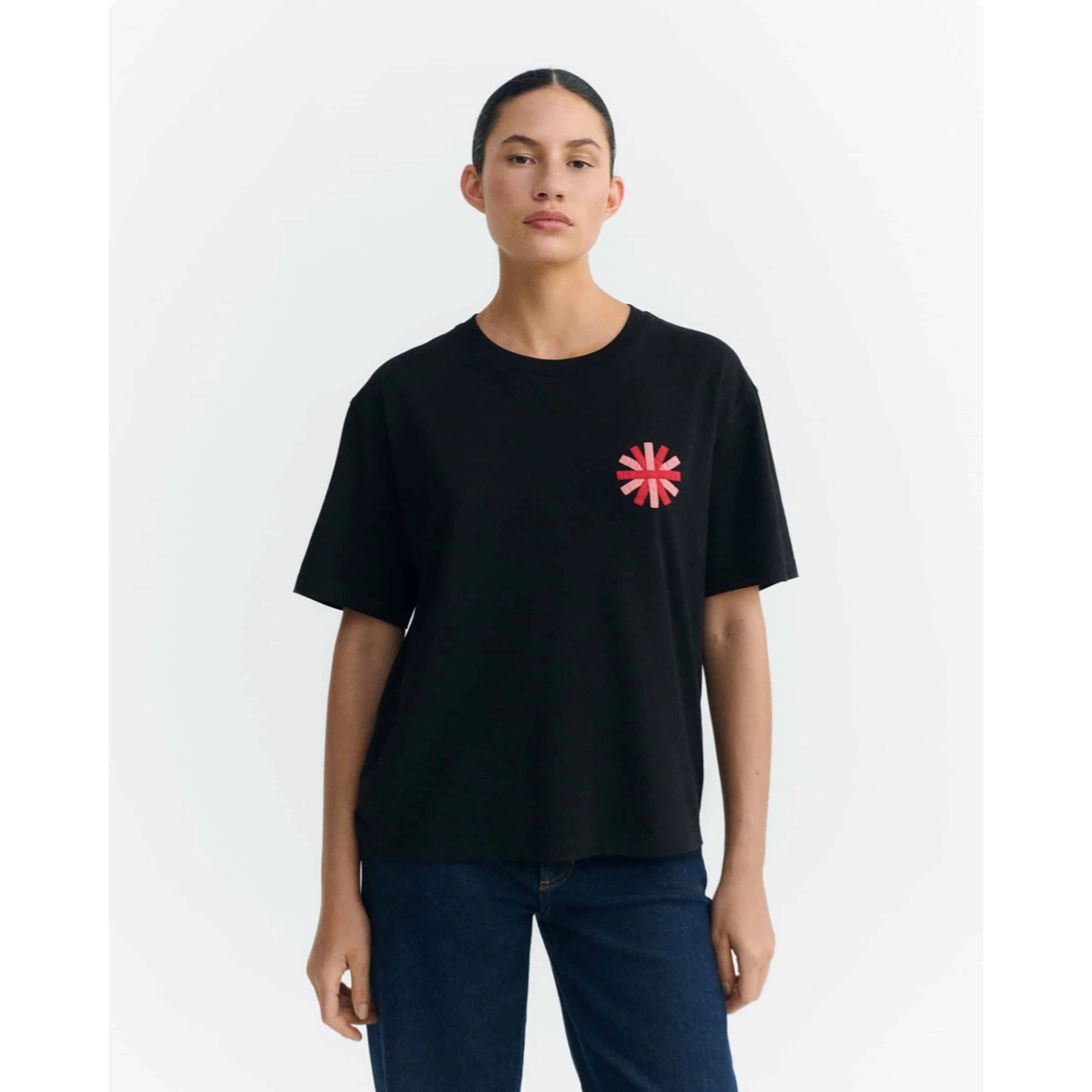Lucia Tee