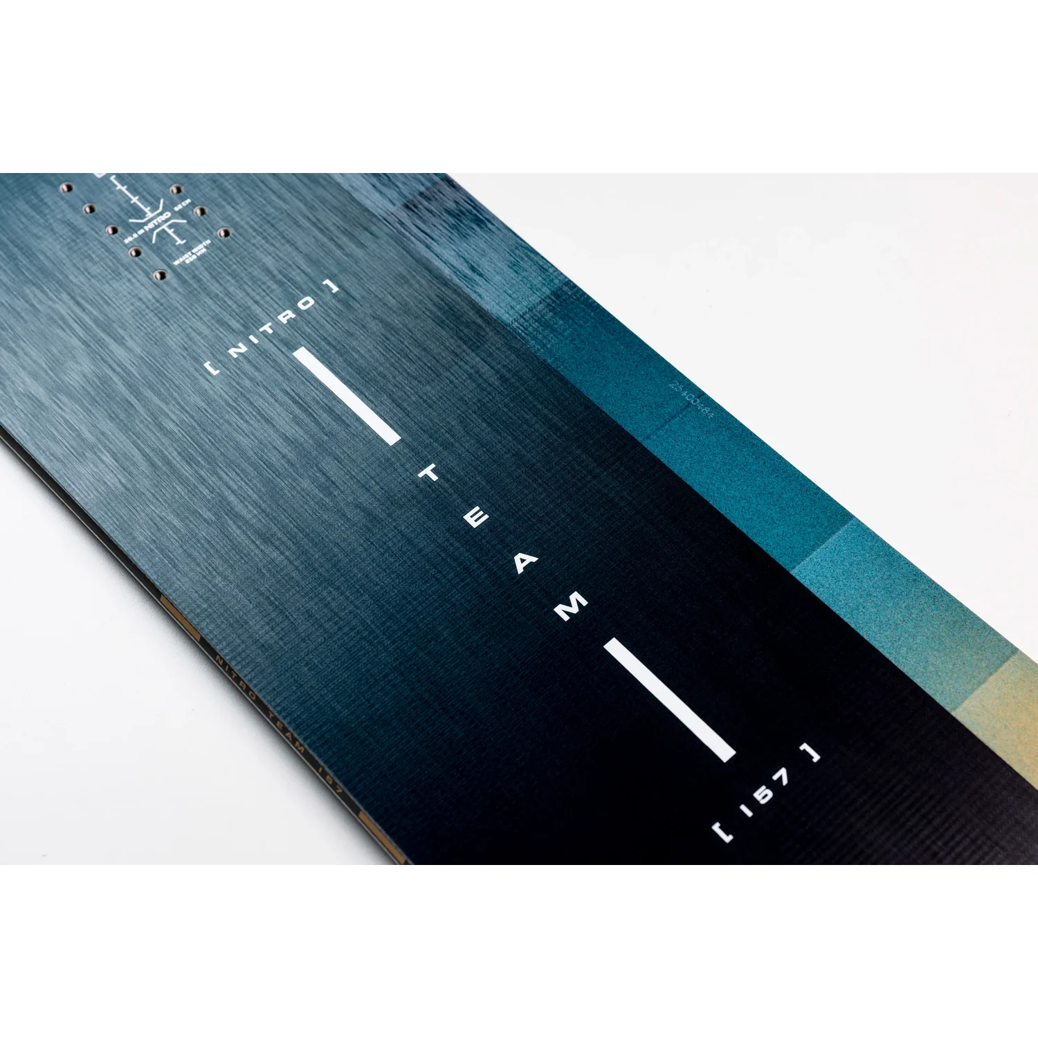 Snowboard, bleu foncé, aspect bois, planche de freeride