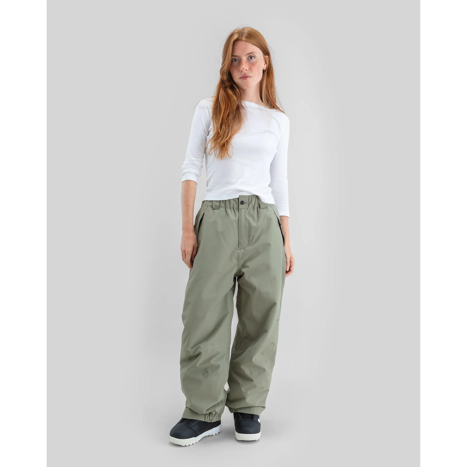 Damenhose, Funktionshose, olivgrün, weiter Schnitt, elastische Beinabschlüsse