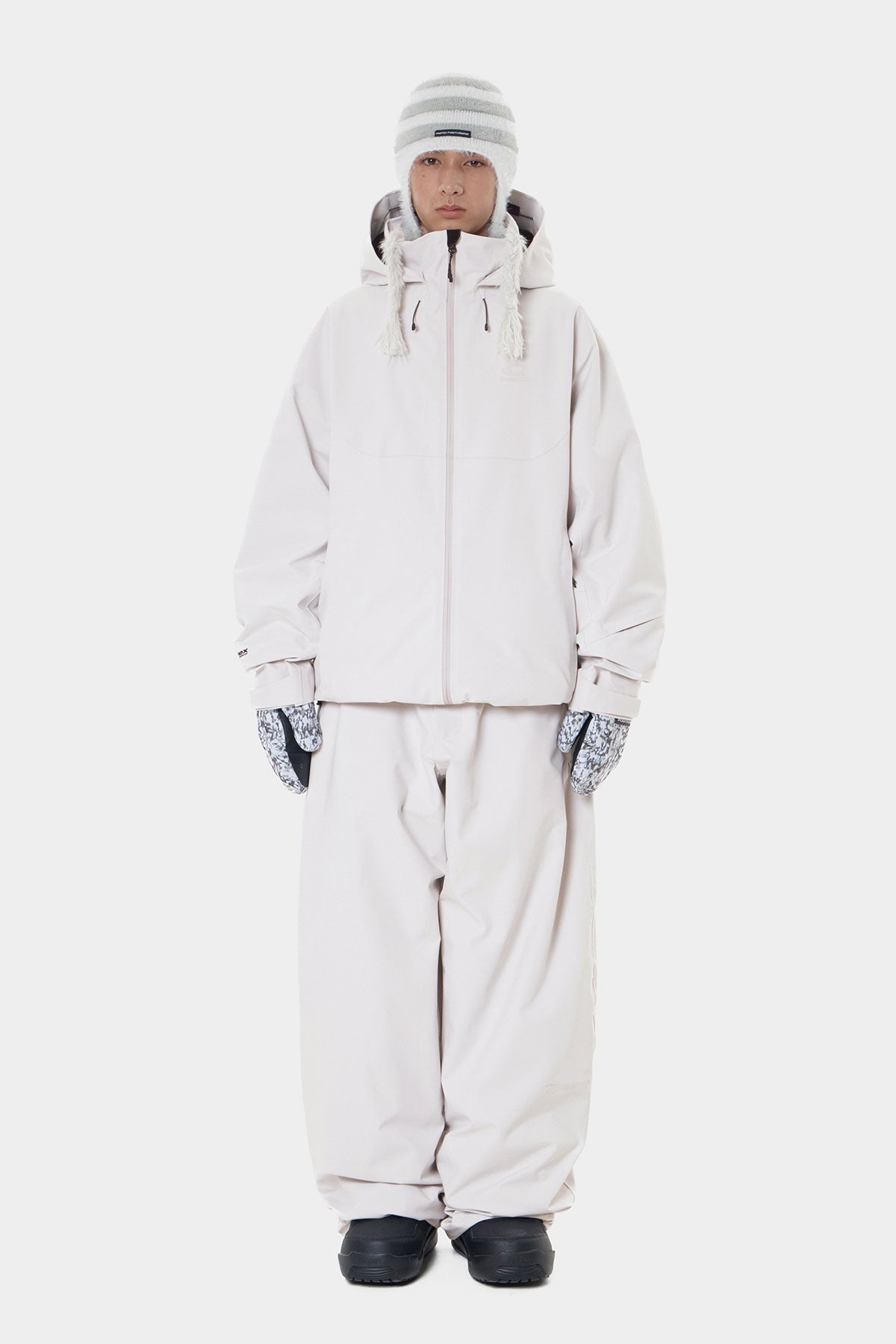 Veste d'hiver, parka, doudoune, bonnet, gants