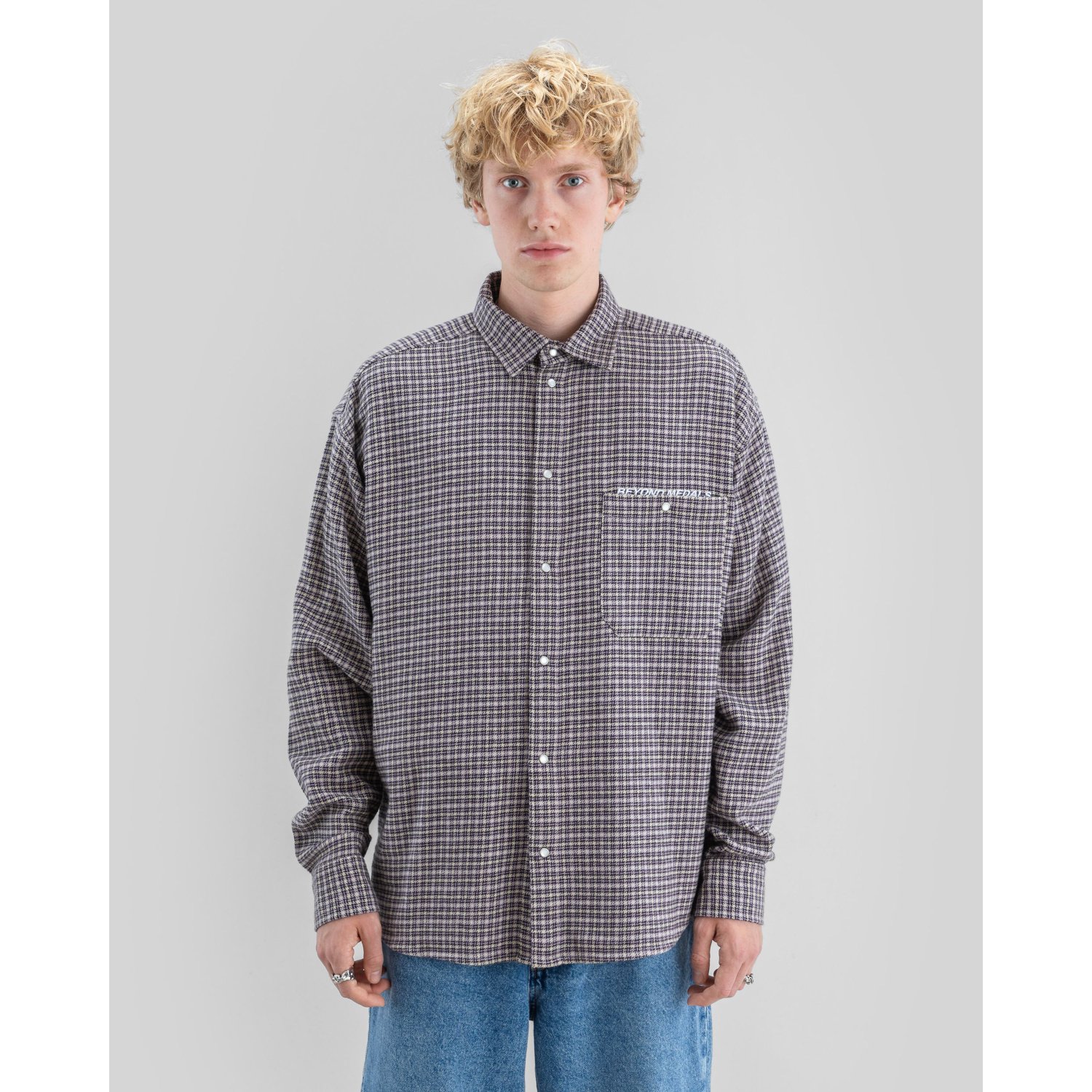 Checkered Shirt Chemise, flanelle, motif à carreaux, boutons, poche poitrine, chemise, motif à carreaux, manches longues, fermeture à boutons, poche poitrine, chemise, motif à carreaux, manches longues, patte de boutonnage, poche poitrine