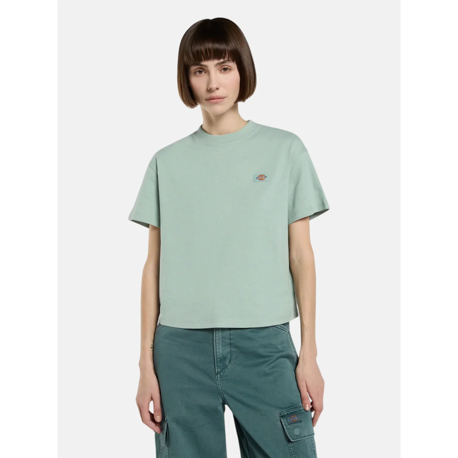 t-shirt, kurzarm, mintgrün, logo, casual, Damen-T-Shirt, Kurzarm, Rundhalsausschnitt, Mintgrün, Logo-Aufnäher