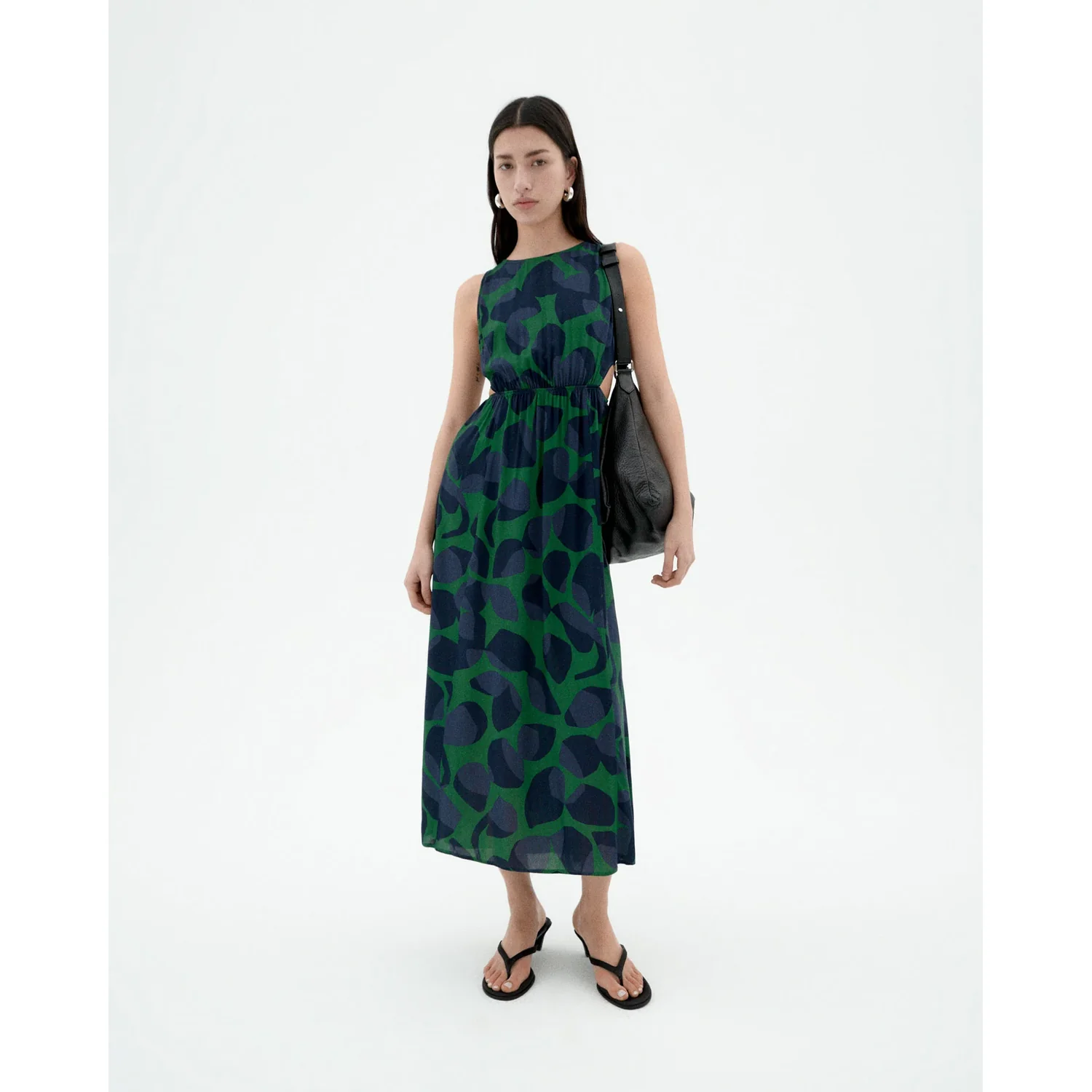 ThinkingMu Kin Dress Leaf Dark, vue 3