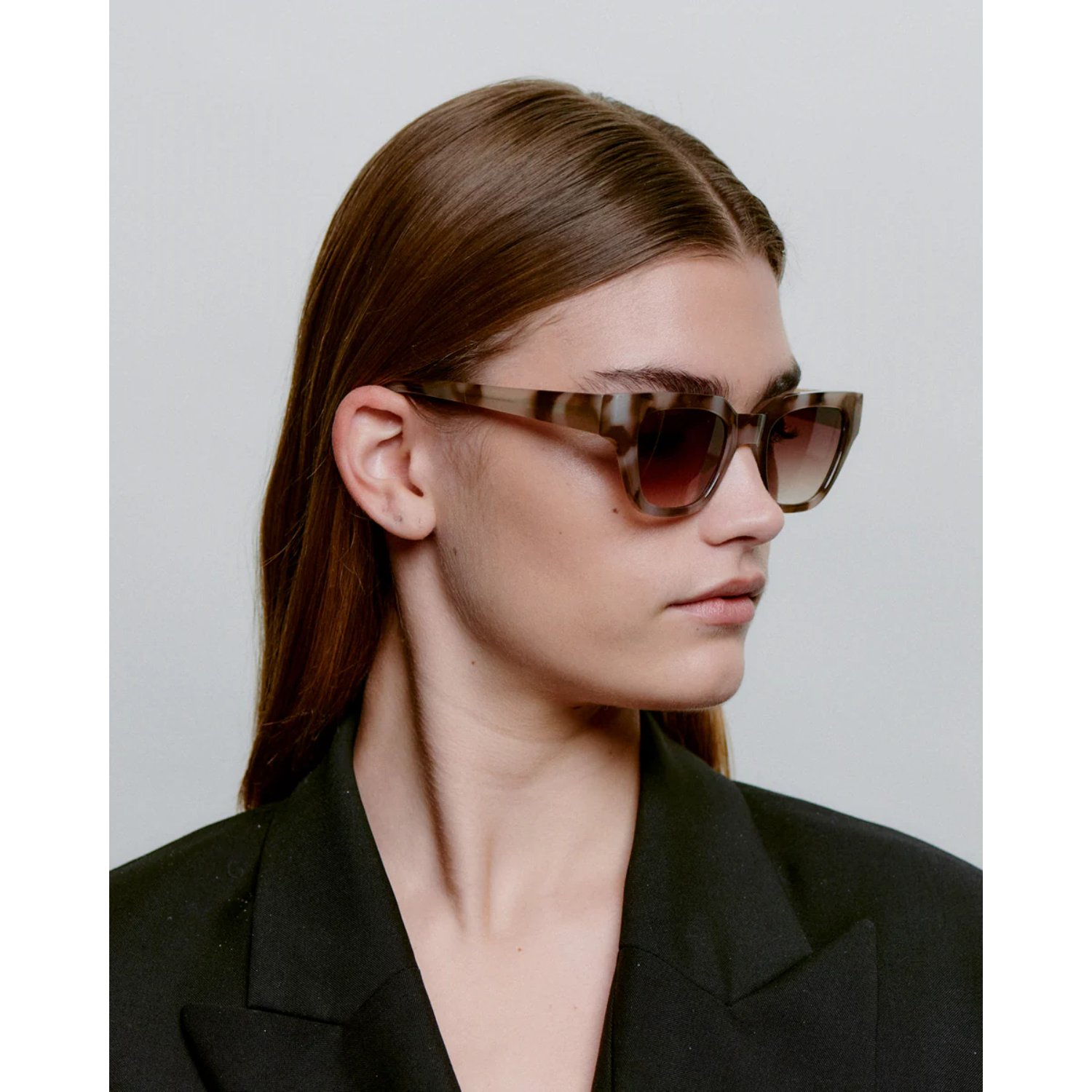 Lunettes de soleil, motif écaille, forme « œil de chat », marron, monture carrée