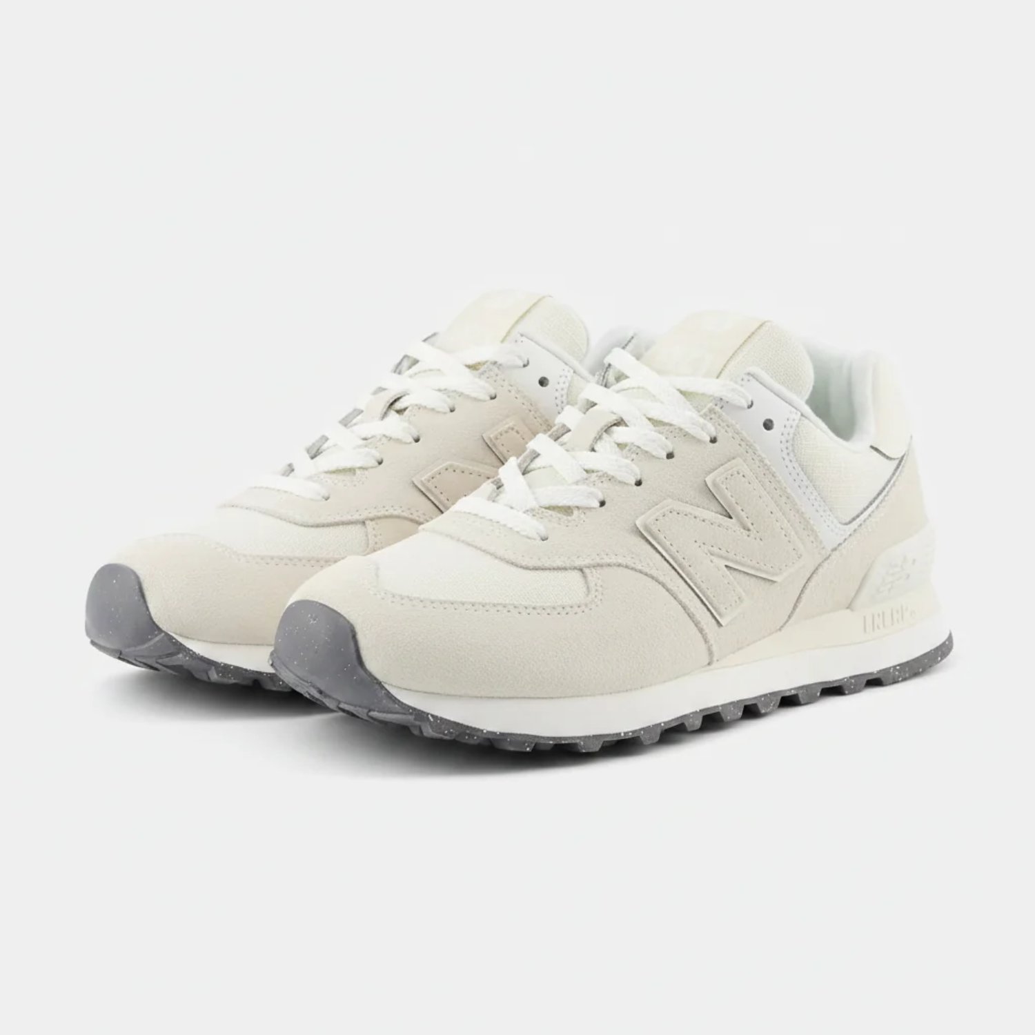 Baskets, chaussures de course, beiges, semelle en caoutchouc, mélange de tissu et de cuir