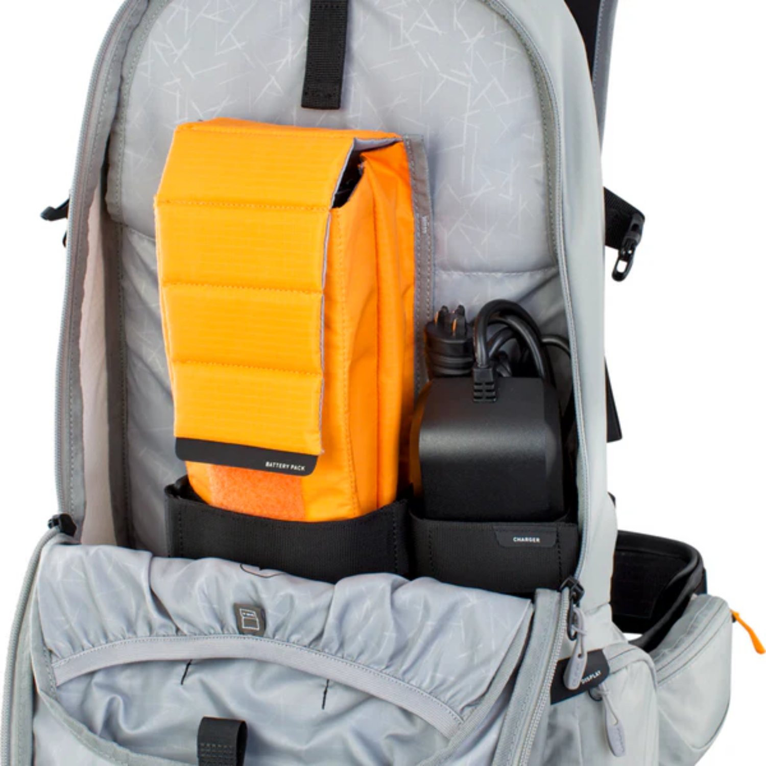 Sac à dos, compartiment pour batterie, batterie externe, chargeur