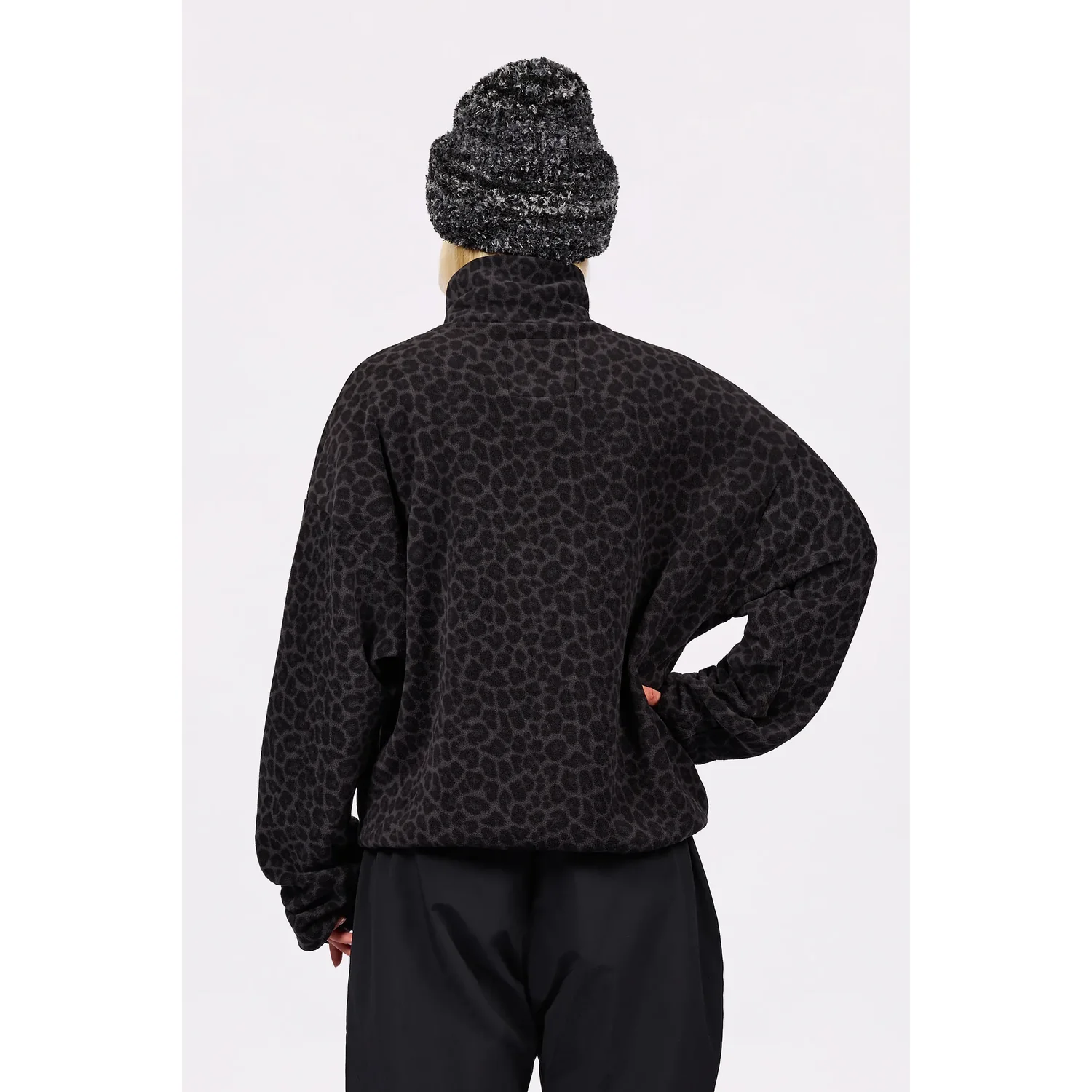 Ball Fleece Leopard-Print, Fleece-Jacke, Langarm, dunkelgrau, Jacke, Fleecejacke, Leopardenmuster, Schwarz-grau, Stehkragen, Lockere Passform