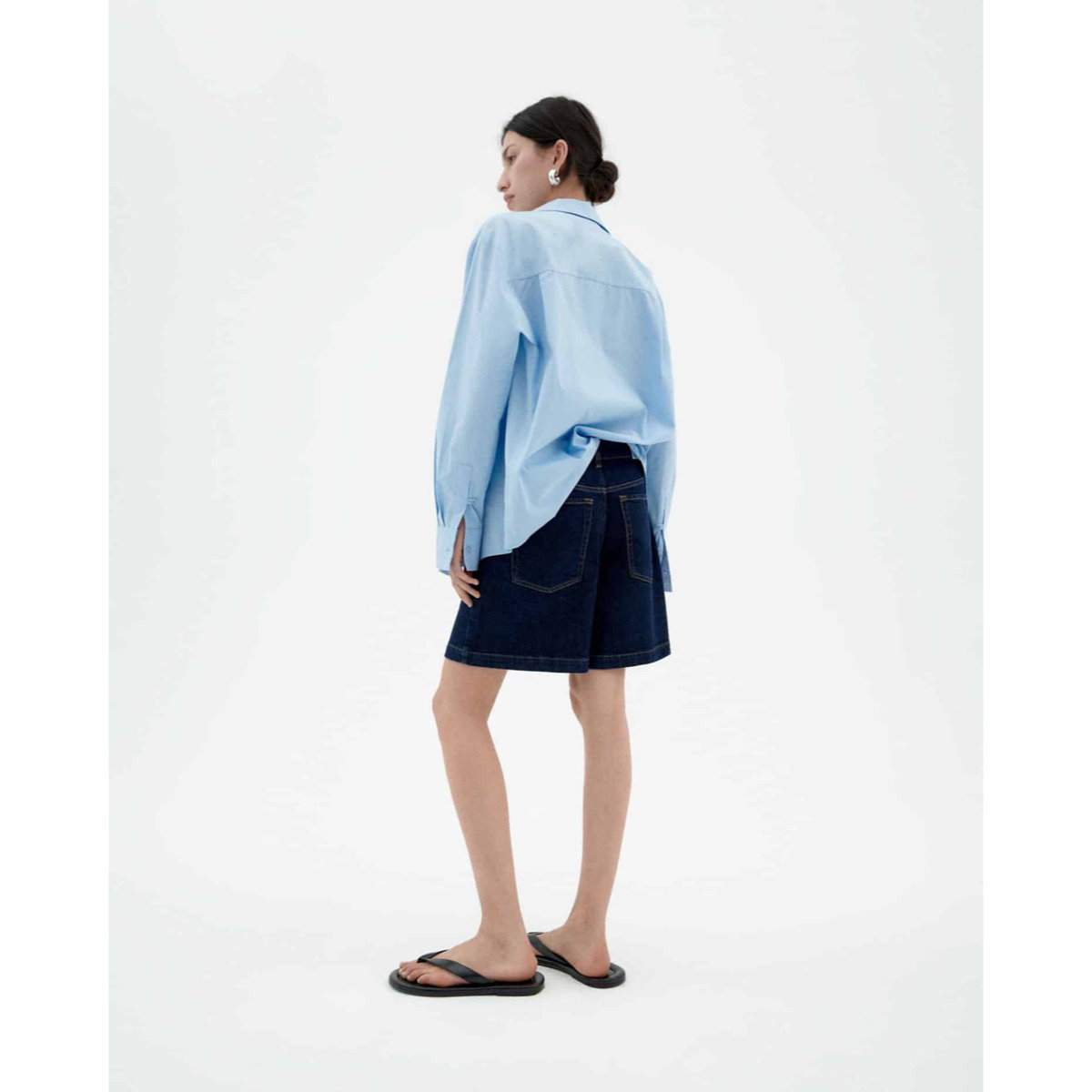 Luisa Shorts Short, Manches longues, Pantalons, Sandales, Manteau