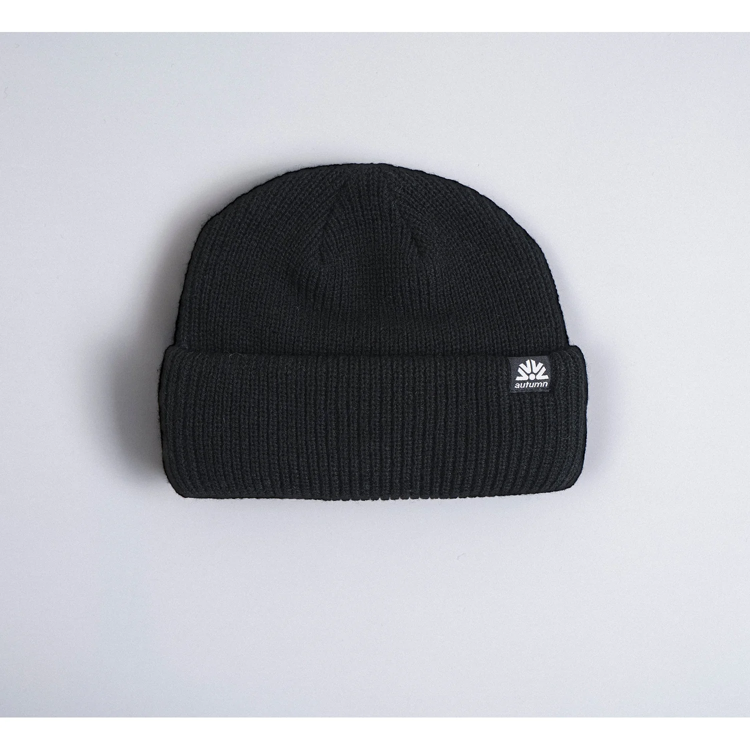 Bonnet en tricot, noir, maille côtelée, bord rabattu