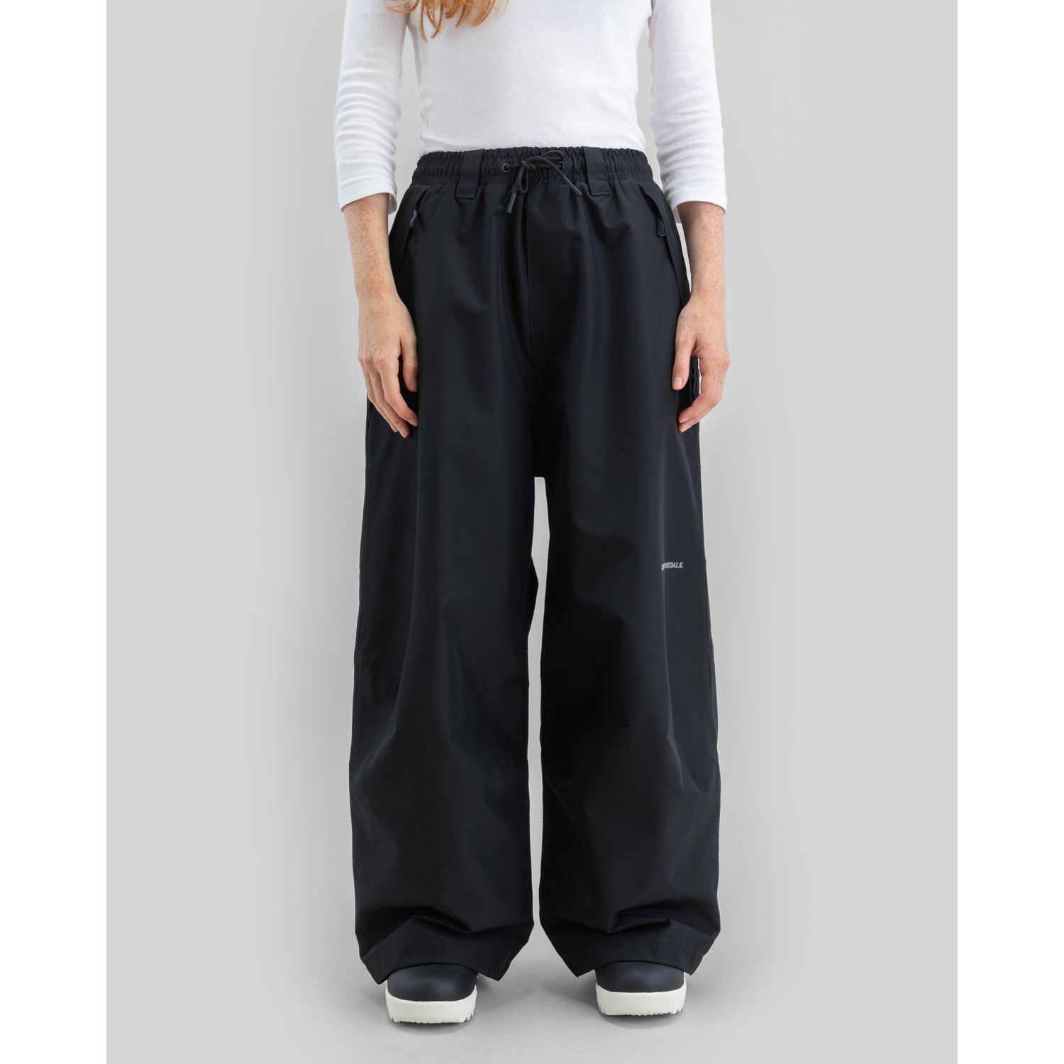 hose, schwarz, weite, weiteschnitt, hohe taille?