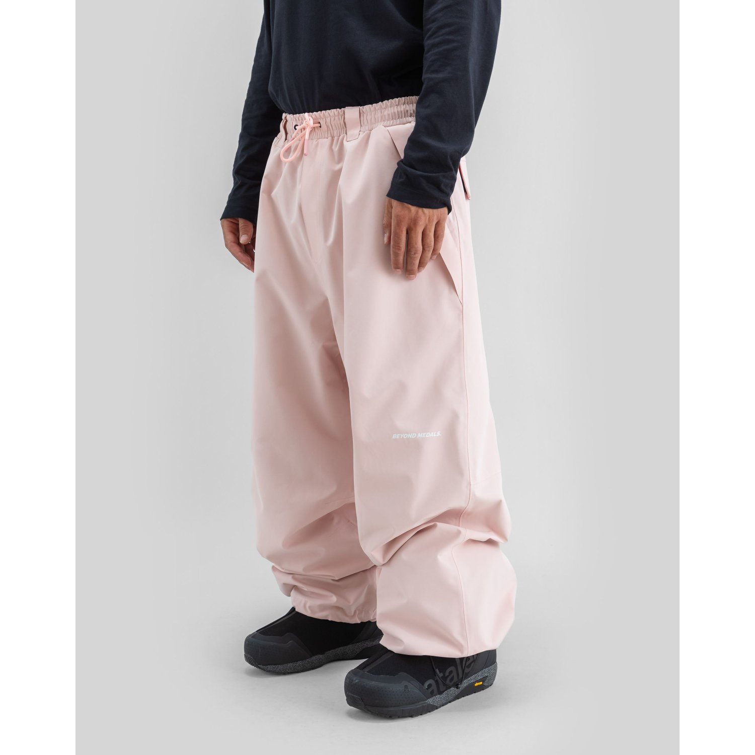 Hose, Hose mit Bündchen, Seitentaschen, rosa Stoff, rosa