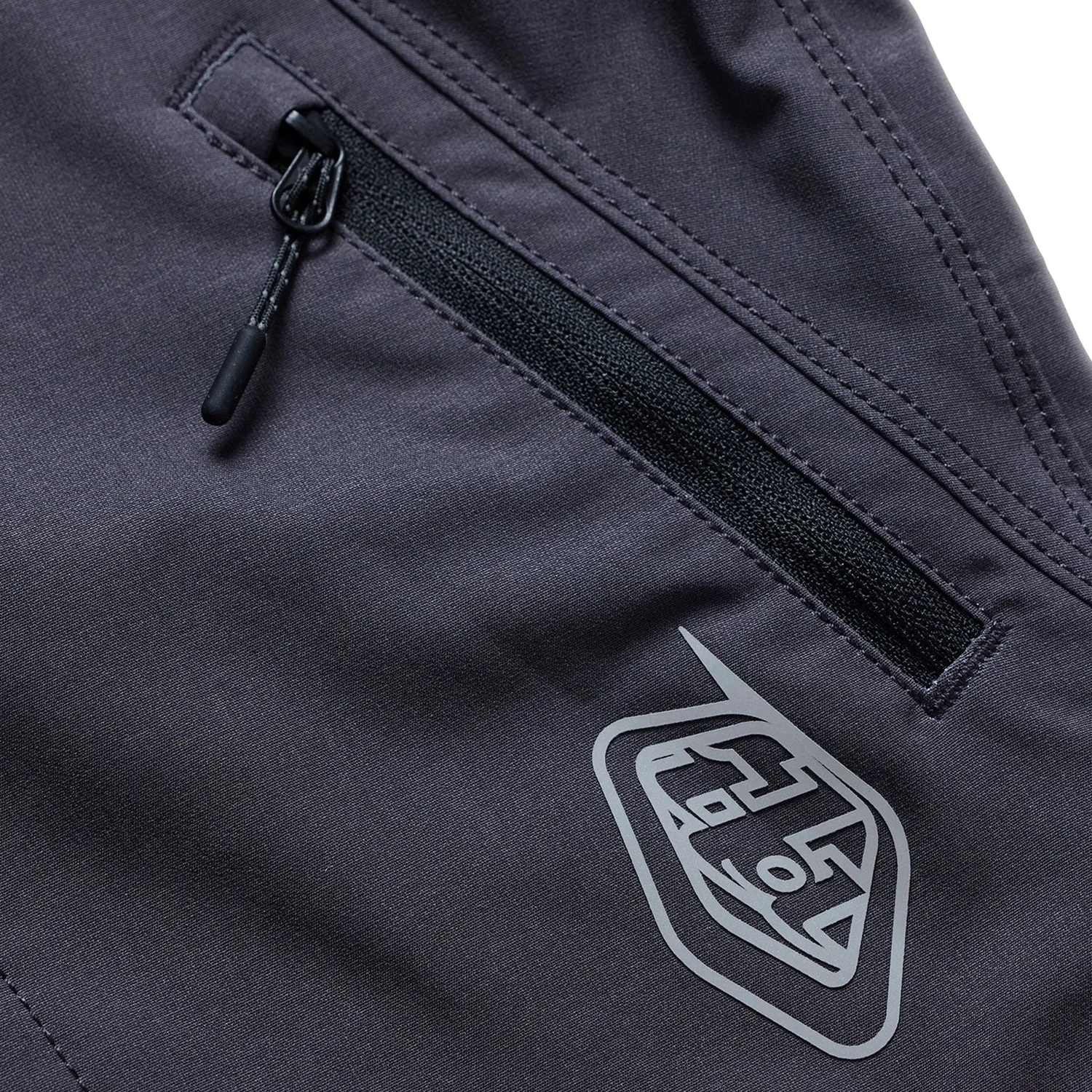 Sporthose, dunkelgrau, Reißverschlusstasche, reflektierendes Logo, Funktionsstoff