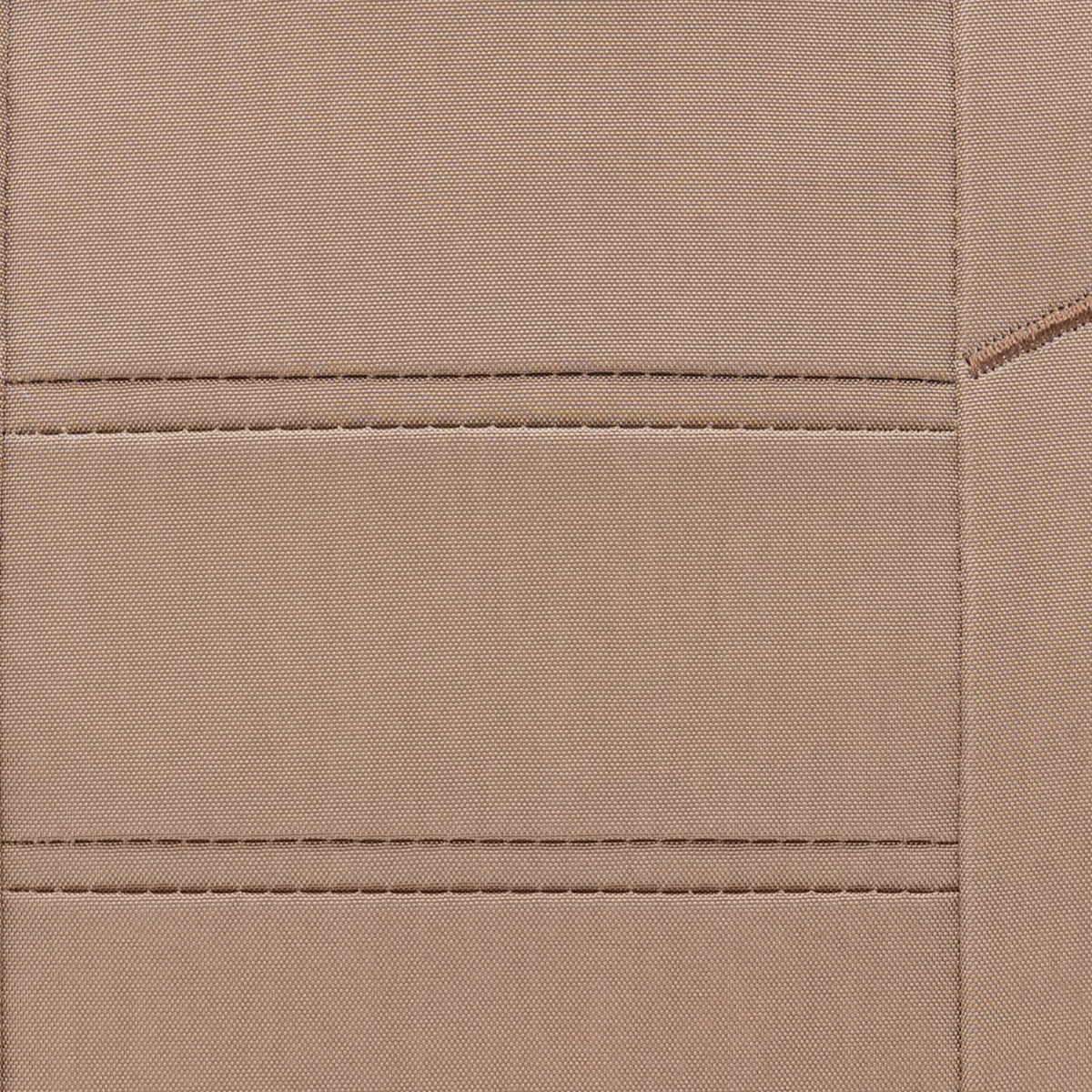 Samtleder, Sesselbezug, Schnittlinien, Stoffstruktur, Beige