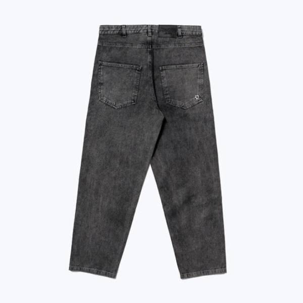 Loose Tapered Jeans